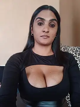Eroticindian07 чат на живо