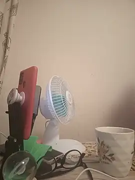 Živá chatovací místnost ROXOLANAA_SEXY