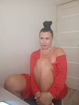 Chat ao vivo de ROXOLANAA_SEXY