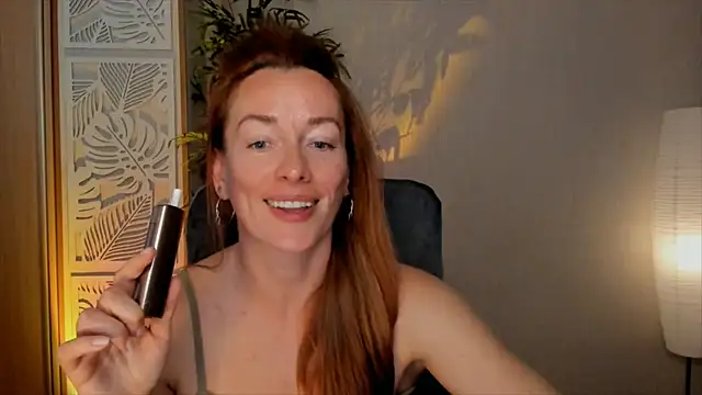 RebeccaMartinez – live chatrum