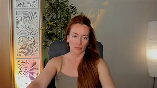 RebeccaMartinez: онлайн-чат