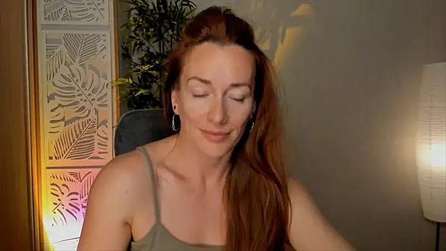 RebeccaMartinez Adlı Modelin Canlı Sohbet Odası