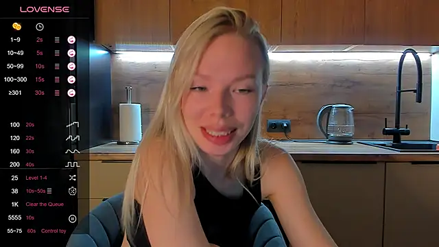 Olivia_Bells Adlı Modelin Canlı Sohbet Odası