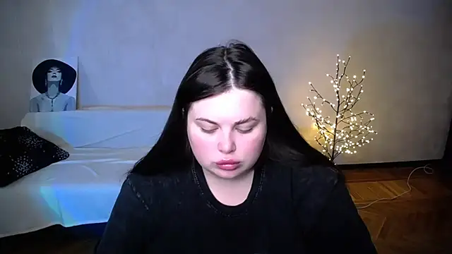 Emily_Mo: δωμάτιο απευθείας συνομιλίας