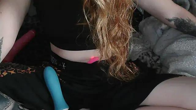 Živá chatovací místnost YoungdickNpussy