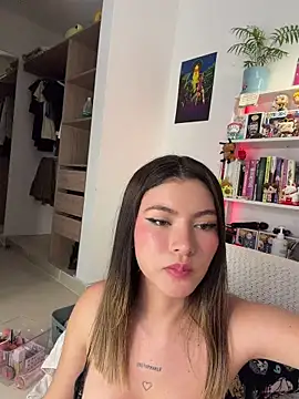 Živá chatovací místnost Your_Honeey