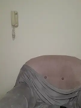 DianiQueenn Live Chatraum