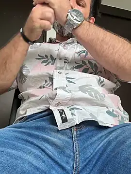 Hairy_Dad86のライブチャットルーム