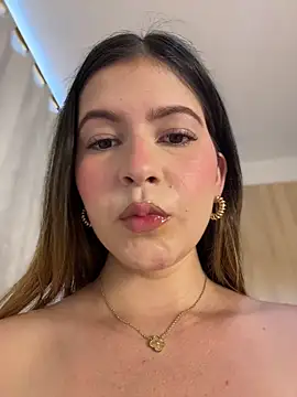 חדר צ'אט בשידור חי של naughty__angel