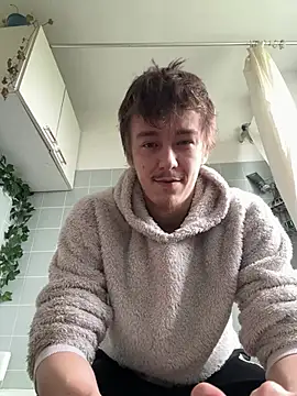 Chat soba uživo modela Toyjungee