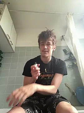 Toyjungee's Live Chat Room