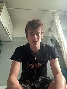 Toyjungee Live Chatraum