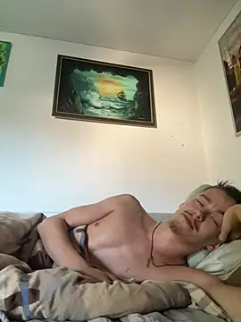 Živá chatovací místnost Toyjungee