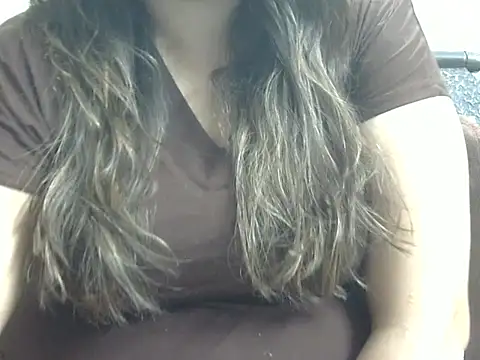 Mohini_44 Adlı Modelin Canlı Sohbet Odası