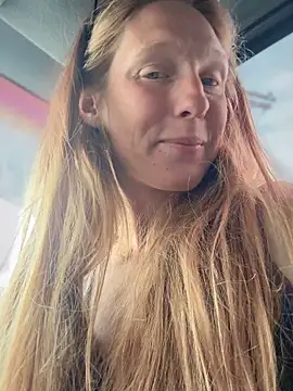 GoldenFlameGoddess Live Chatraum