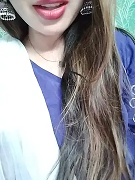 Noor_Darliing's Live Chat Room