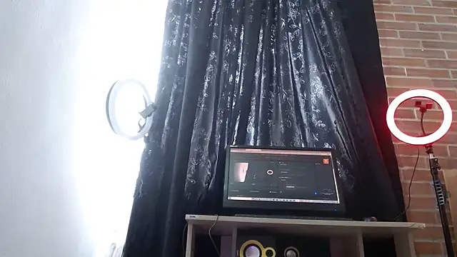 Sala de chat ao vivo de KarimaSarabe
