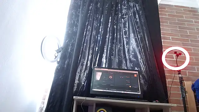 Sala de chat en directo de KarimaSarabe