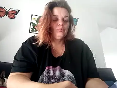 lorenza2679 – Naživo chatovacia miestnosť