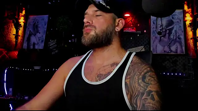 โชว์เซ็กส์แคมถ่ายทอดสดของ LexHardy