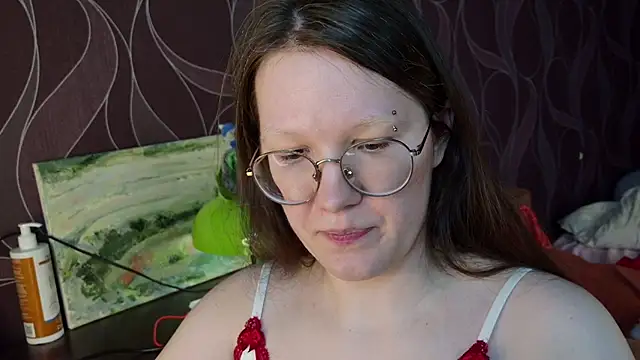 hairyMira's Live Chat Room