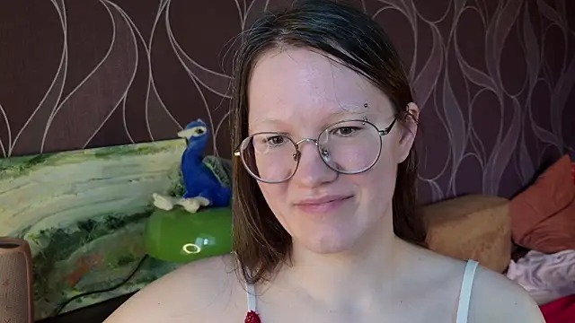hairyMira Cameră chat live