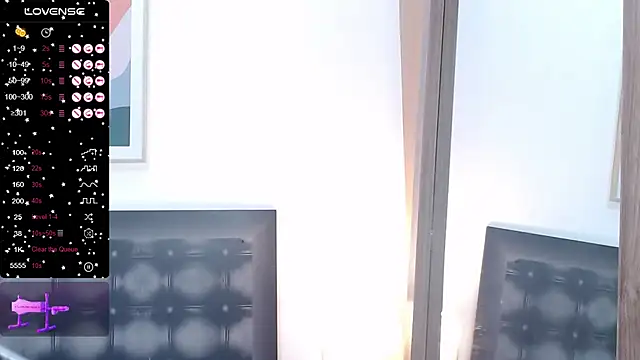 sandra_20's Live Chat Room