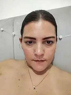 Mia_Hampton – live chatrum
