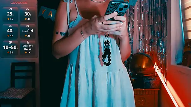 Cosmo_Riri লাইভ চ্যাট রুম
