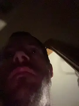Sala de chat ao vivo de KBONE36