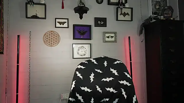 Živá chatovací místnost insania_9999_