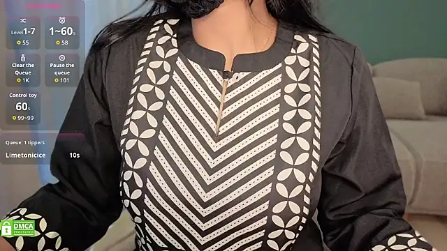 LushRitu লাইভ সেক্স ক্যাম শো