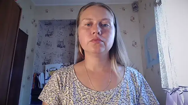 Chat soba uživo modela dream_alexa