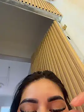 Phòng Chat Trực Tiếp clarachanelricek