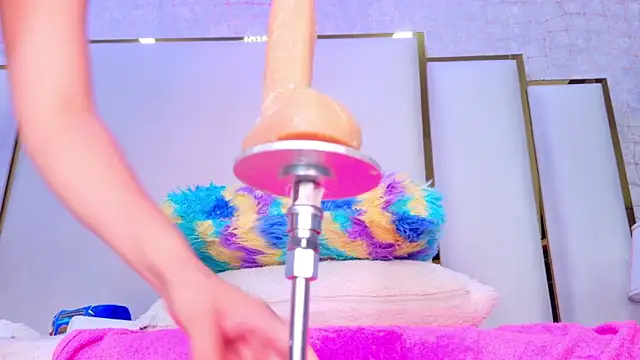 חדר צ'אט בשידור חי של paola_rodriguez