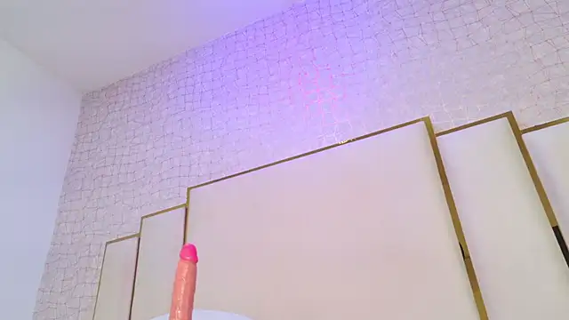 paola_rodriguez Adlı Modelin Canlı Sohbet Odası