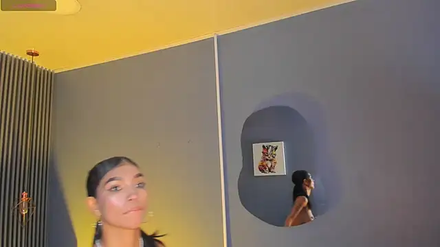 LauraAristizabal Live Chatrum