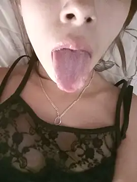 MINI_Petite – Naživo XXX chat