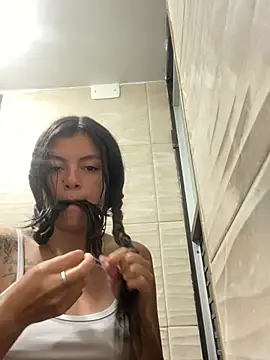 Meghan320のライブチャットルーム