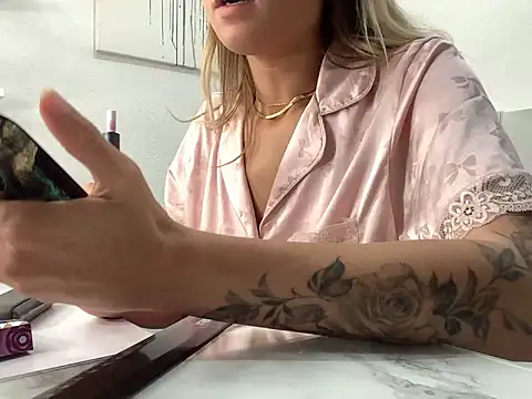 love-hate00 live-chat rom