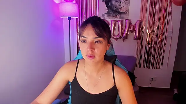 Sala de chat ao vivo de Nicole_Ss