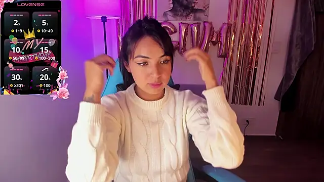 Pokój czatu na żywo – Nicole_Ss