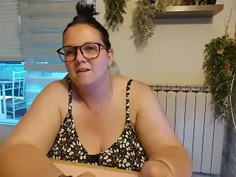 jolieseins – Naživo XXX chat