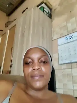 חדר צ'אט בשידור חי של EbonyBuu