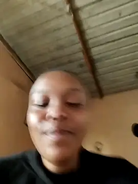 EbonyBuu's Live Chat Room