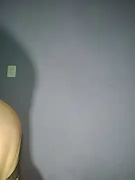 fantasyboobs élő chatszobája