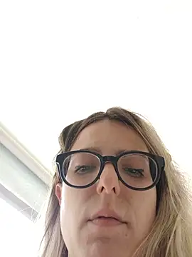 dolcehelena993 실시간 채팅방
