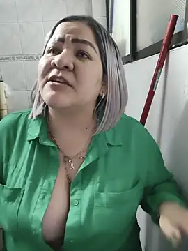 ห้องแชทสดของ Dalessa_Bigtits