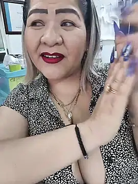 Dalessa_Bigtits – live chatrum