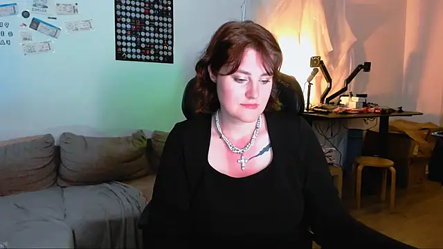 Sala de chat ao vivo de KiraKoval